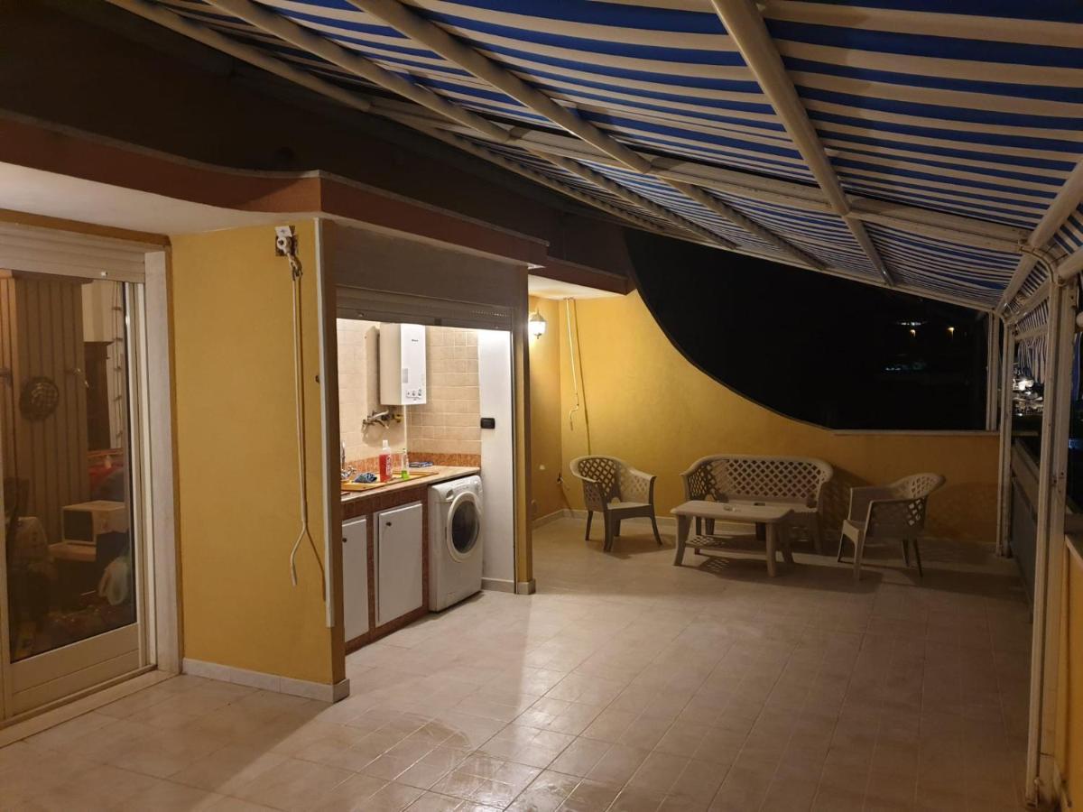 Attico In Riva Al Mare Apartment *